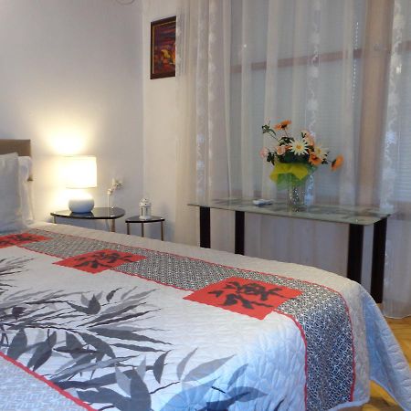 Zoya Apartment Burgas Exteriör bild