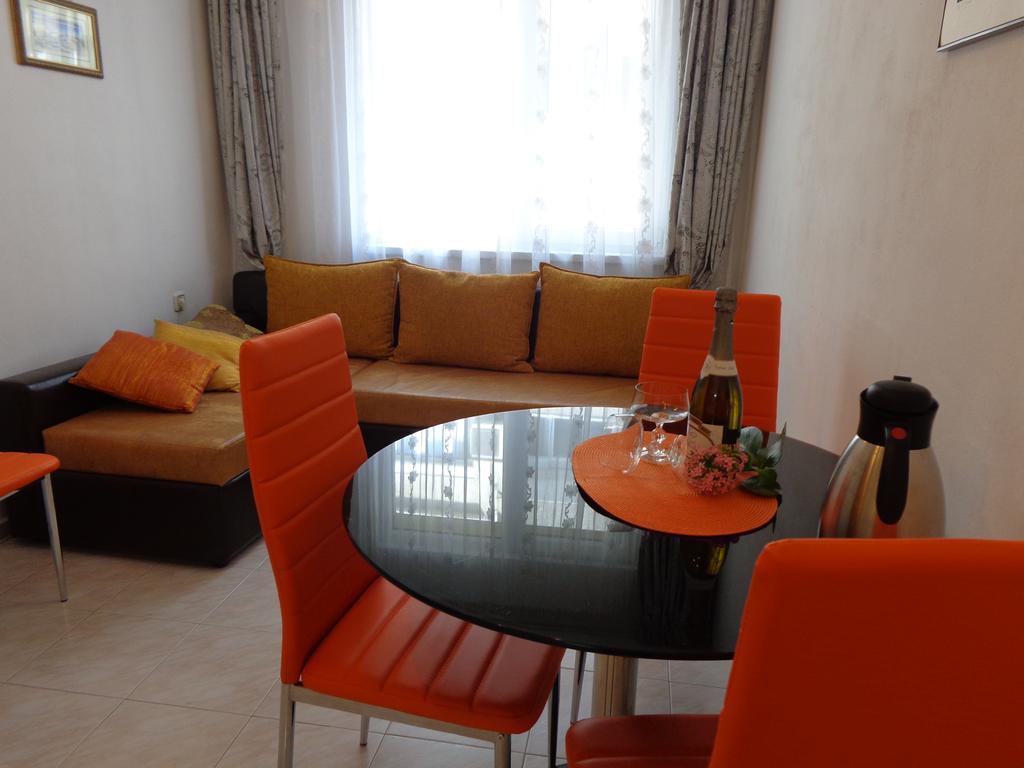 Zoya Apartment Burgas Exteriör bild