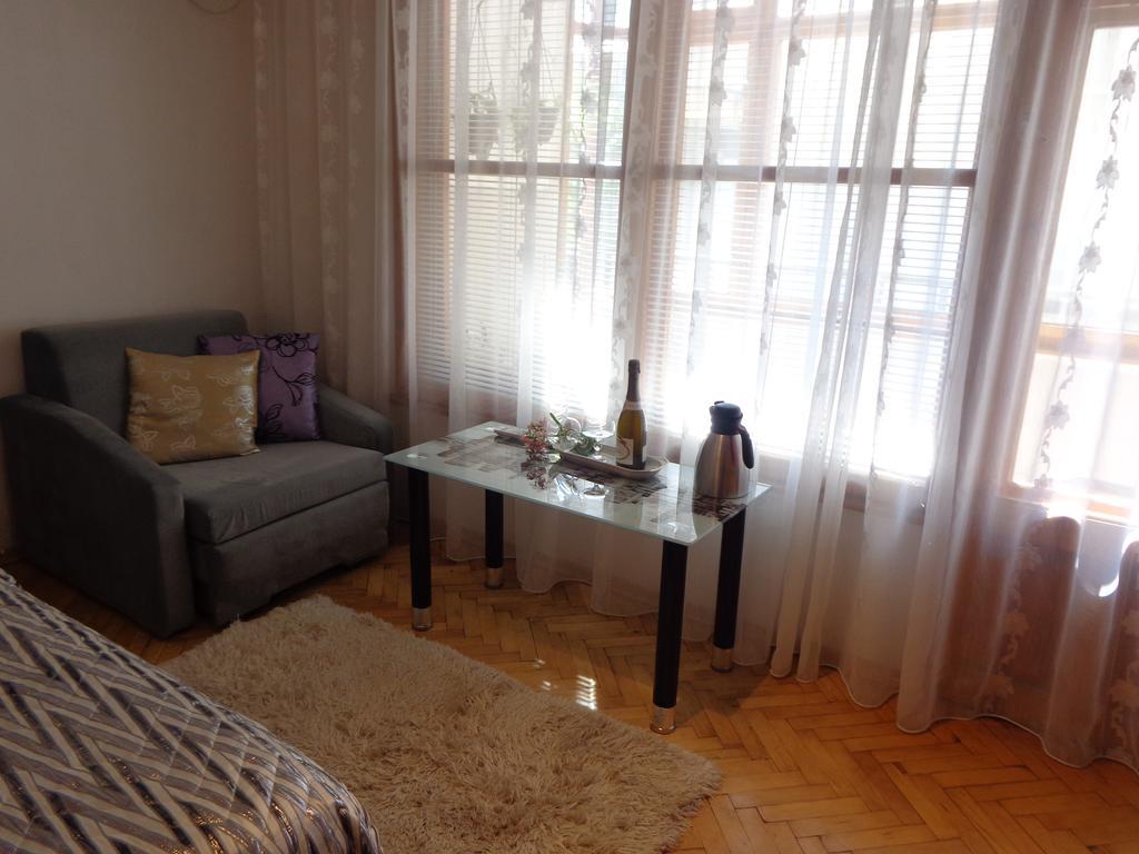 Zoya Apartment Burgas Exteriör bild