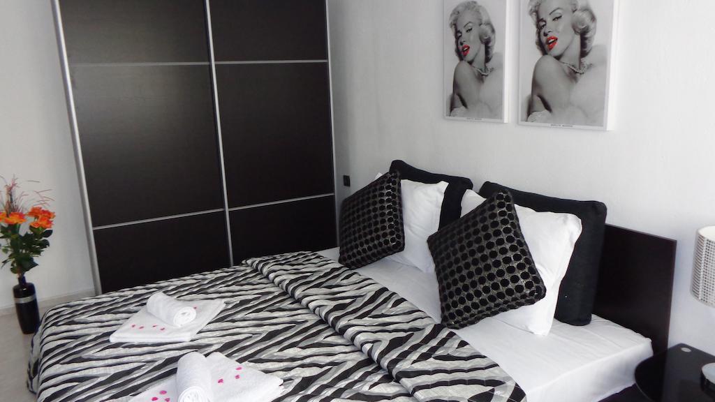 Zoya Apartment Burgas Rum bild